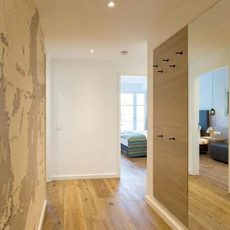 Beachhouse Bansin App 10 *