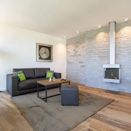 Beachhouse Bansin App 10 *